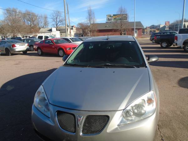 08 Pontiac G6 V-6 nice - cars & trucks - by dealer - vehicle... for sale in Sioux City, IA – photo 3