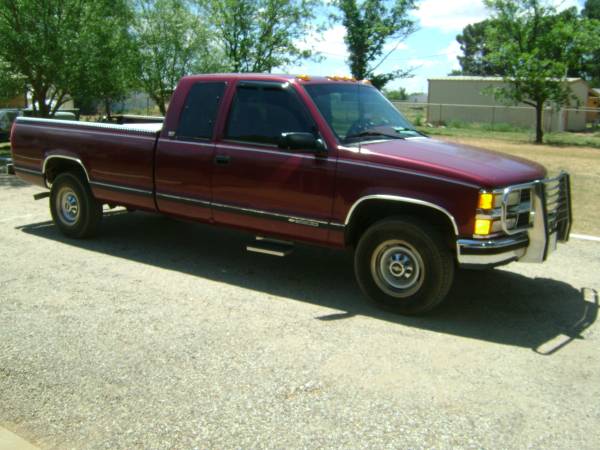 1996 Chevrolet 2500 6.5 Turbo Diesel - cars & trucks - by dealer -... for sale in Levelland, TX – photo 3