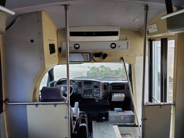 2004 Chevrolet Kodiak C5500 33 Passenger Shuttle Bus!!! - cars &... for sale in Palm Coast, FL – photo 14