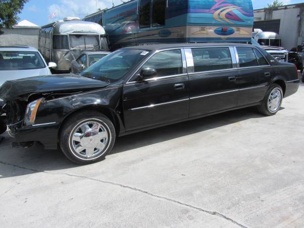 2011 cadilac DTS 12Kmile superior coach 6 door limo funeral car for sale in Hollywood, FL – photo 15