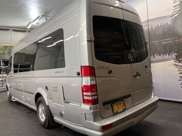 2015 Mercedes-Benz Sprinter 3500 Airstream Interstate Extended Grand for sale in Gladstone, OR – photo 7