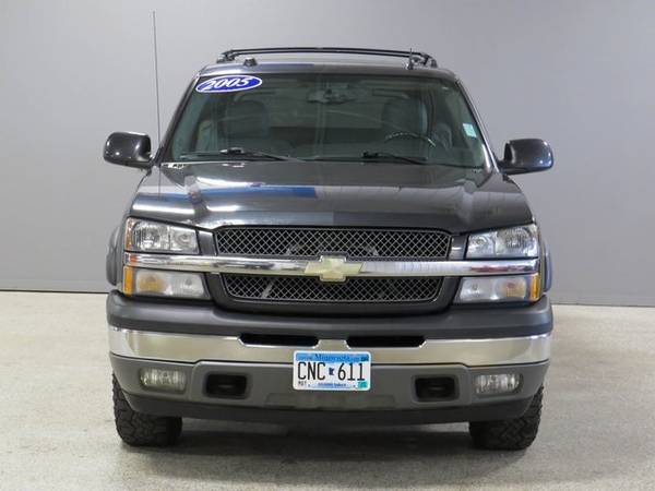 2005 Chevrolet Avalanche Z71 for sale in Redwood Falls, MN – photo 2