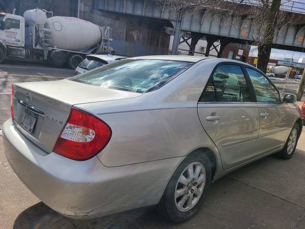 2004 Toyota Camry XLE 4 Cyl with Leather interior! for sale in Jamaica, NY – photo 2