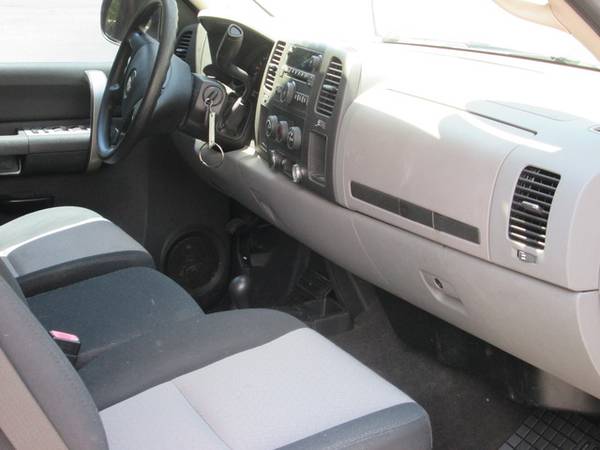 2007 Chevrolet, Chevy Silverado 1500 Crew Cab LS 4WD Clean TRUCK for sale in Charleston, SC – photo 7