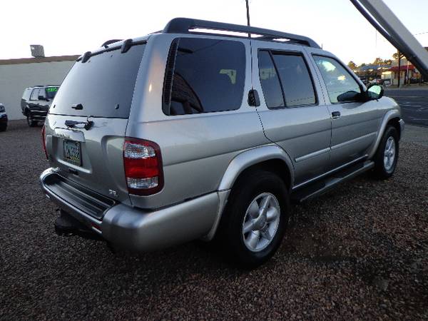 2002 NISSAN PATHFINDER SE 4X4 5 PASSENGER MID-SIZE SUV CLEAN - cars... for sale in Pinetop, AZ – photo 4