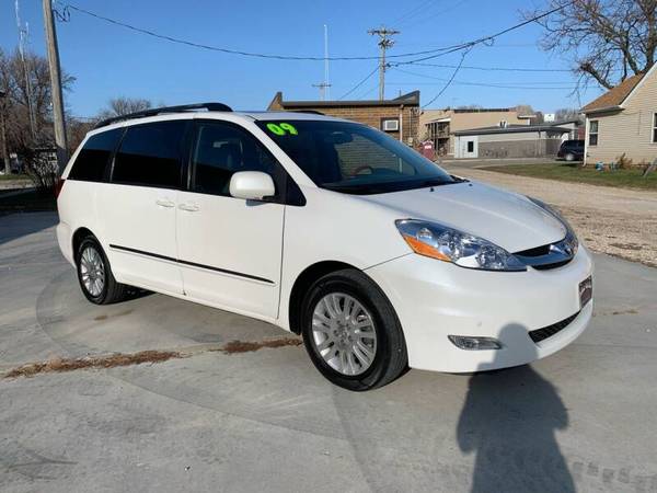 2009 TOYOTA SIENNA LIMITED - cars & trucks - by dealer - vehicle... for sale in HAMPTON, IA – photo 2