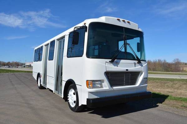 2016 Freightliner Champion CTS FE 20 Passenger Shuttle Bus for sale in Madison, WI – photo 10