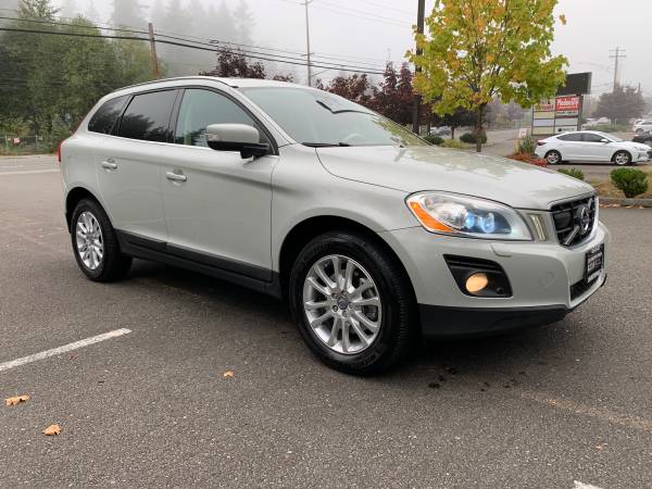 2010 Volvo XC60 AWD R-Design Luxury SUV- EXTREMELY CLEAN!FULLY... for sale in Lynnwood, WA – photo 4