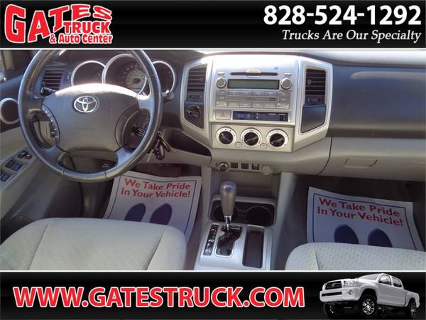 2010 Toyota Tacoma Double Cab 4WD V6 *Silver* - cars & trucks - by... for sale in Franklin, NC – photo 15