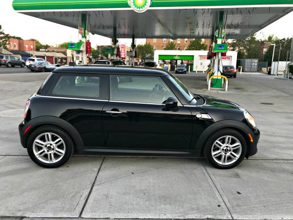 2013 MINI COOPER S 6-SPEED MANUAL NAVI! LOADED! ONE OWNER! CARFAX! for sale in Brooklyn, NY – photo 6