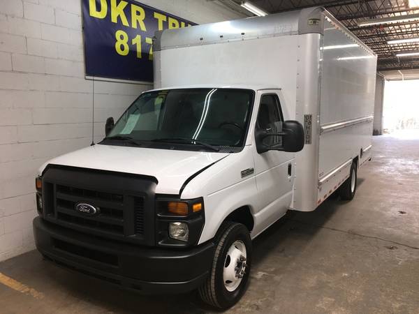 2016 Ford E-350 SD DRW CUTAWAY, 6 8L V10, 16 FT BOX TRUCK - cars & for sale in Arlington, NM – photo 4