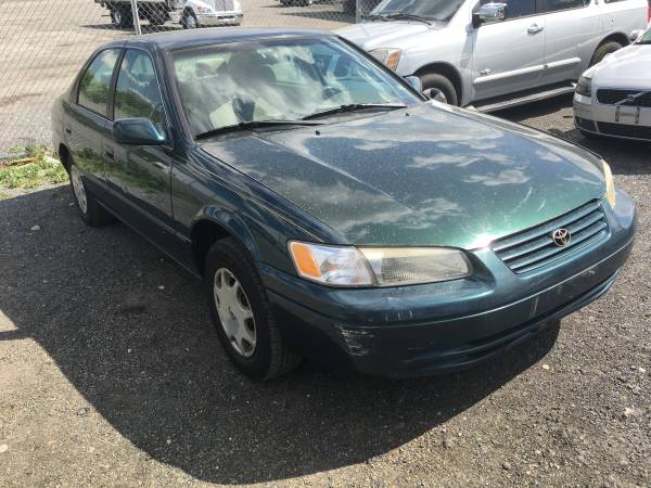 1998 toyota camry, 200k highway miles, 4 cylinders, runs perfect - cars for sale in Joppa, MD – photo 3