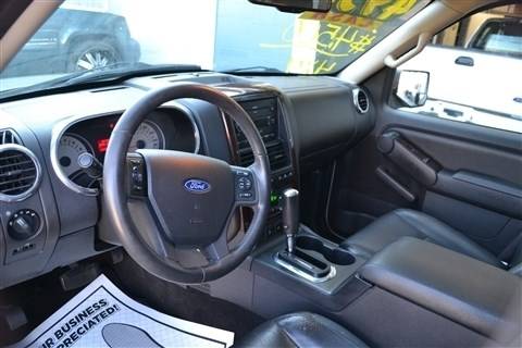 2006 Ford Explorer 4dr 114 WB 4.6L Limited 4WD - cars & trucks - by... for sale in Cuba, MO – photo 11