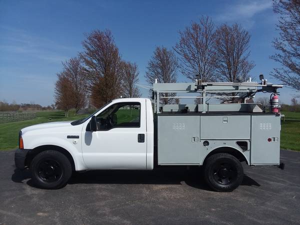 2006 Ford F350 XL Super Duty Automatic Towing SteelWeld Utility for sale in Gilberts, ME – photo 9