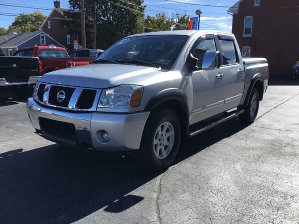 2004 Nissan Titan LE Crew Cab 4WD for sale in Hanover, PA – photo 3