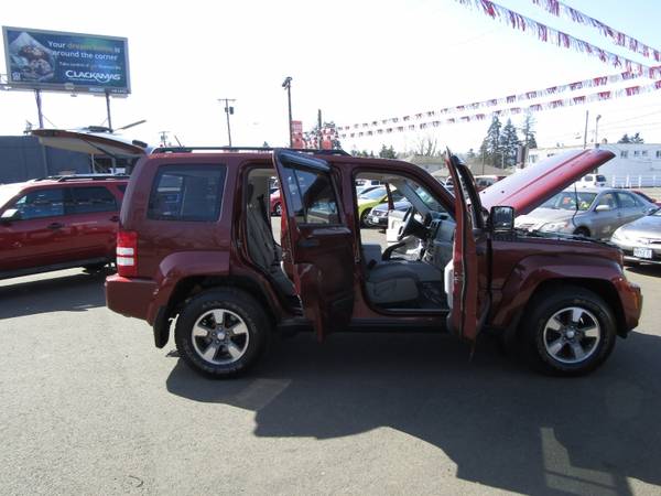 2008 Jeep Liberty 4X4 4dr Sport BURGANDY 1 OWNER 129K SO NICE ! for sale in Milwaukie, OR – photo 21