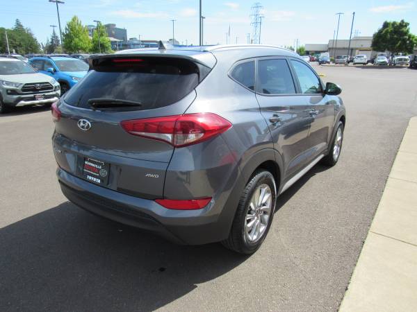 2018 Hyundai Tucson SEL for sale in McMinnville, OR – photo 8