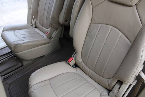 2010 Buick Enclave CXL - - by dealer - vehicle for sale in Normal, IL – photo 9