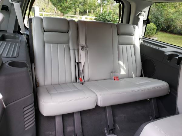 2004 Lincoln Navigator Luxury SUV - 1 Owner - DVD Player - Captains for sale in Lake Helen, FL – photo 20