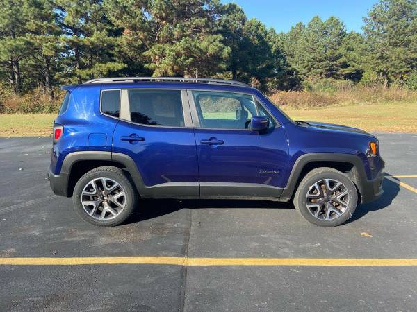 2017 Jeep Renegade Latitude 4x4 4dr SUV - cars & trucks - by dealer... for sale in Des Arc, AR – photo 8