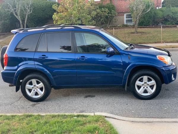 2004 Toyota RAV4 L 4x4 perfect condotion blue-black for sale in Lawrence, NY – photo 15
