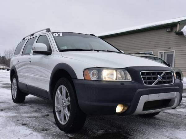2007 Volvo XC70 Cross Country - cars & trucks - by dealer - vehicle... for sale in Duluth, MN – photo 5