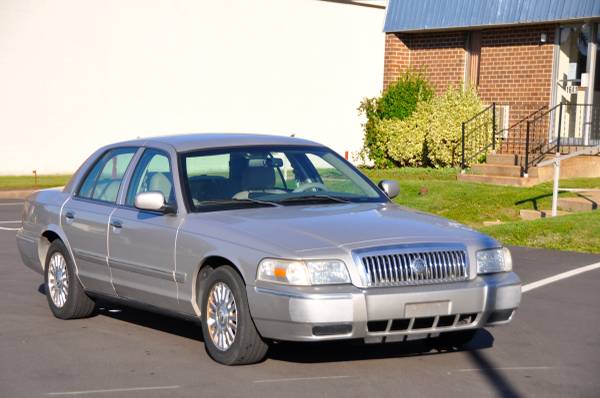 2006 Mercury Grand Marquis LS Premium 72K Miles Clean PA inspected -... for sale in Feasterville Trevose, PA – photo 2