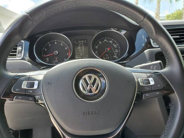 2016 *Volkswagen* *Jetta Sedan* *1.8T SEL 4dr Automatic for sale in Coconut Creek, FL – photo 10