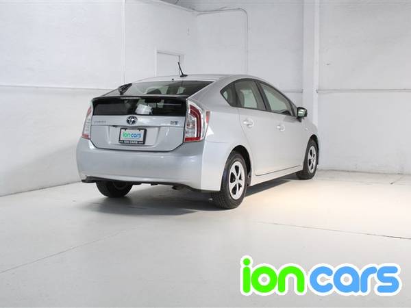 2012 Toyota Prius 3 Three Hatchback 4D - cars & trucks - by dealer -... for sale in Oakland, CA – photo 5
