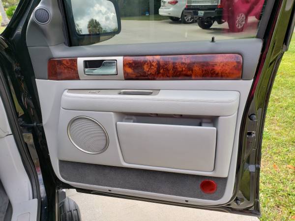 2004 Lincoln Navigator Luxury SUV - 1 Owner - DVD Player - Captains for sale in Lake Helen, FL – photo 21