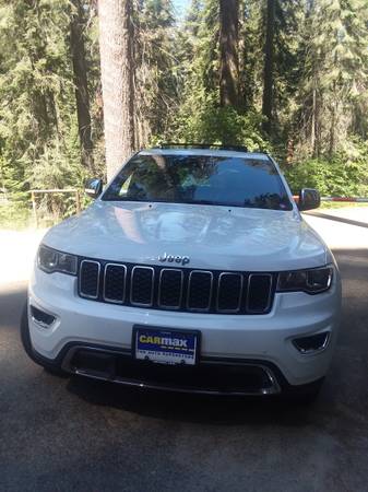 JEEP GRAND CHEROKEE - cars & trucks - by owner - vehicle automotive... for sale in El Mirage, AZ – photo 2