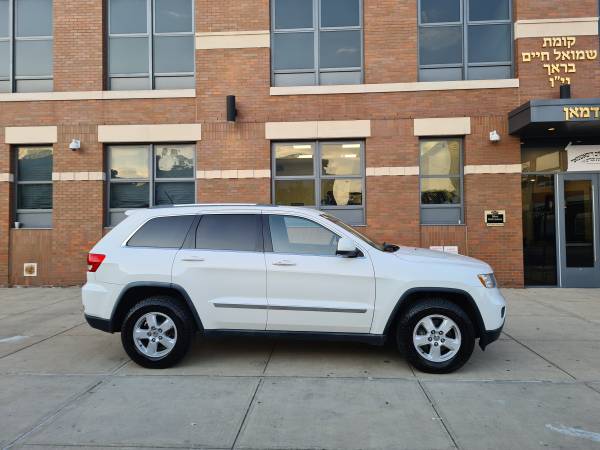 2011 JEEP GRAND CHEROKEE LAREDO - - by dealer for sale in Brooklyn, NY – photo 6