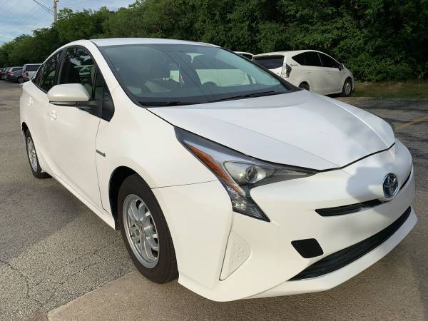 2016 TOYOTA PRIUS!HYBRID!! - cars & trucks - by owner - vehicle... for sale in Glenview, IL – photo 2