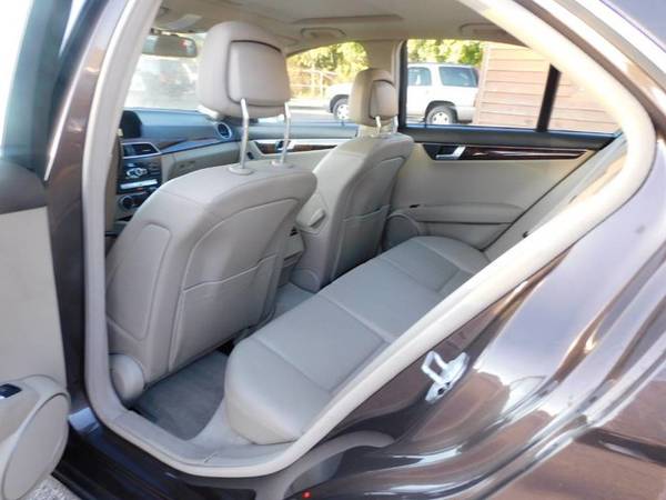 Mercedes Benz C 300 Sport 4dr Sedan 4MATIC Clean Car Loaded Sunroof... for sale in Greenville, SC – photo 18