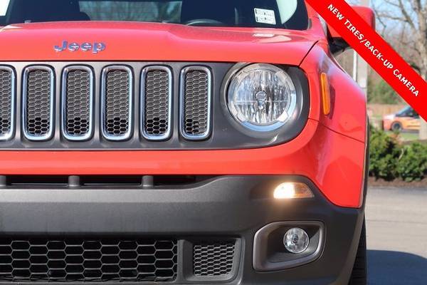 2017 Jeep Renegade Latitude - - by dealer - vehicle for sale in Indianapolis, IN – photo 9