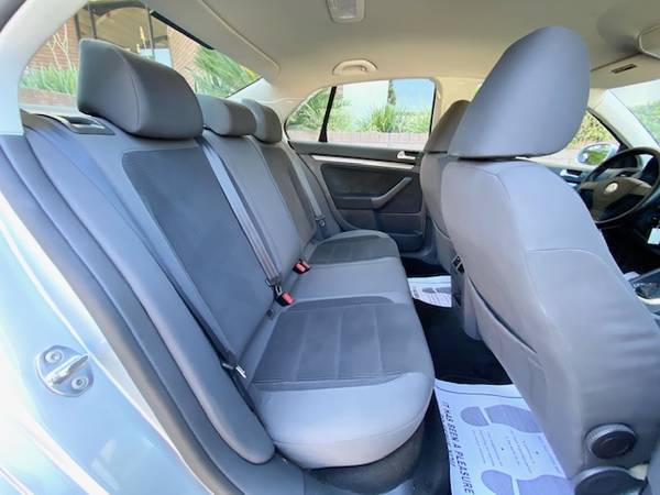 2009 Volkswagen Jetta | LOW Miles 91K Only | Clean | Books - cars &... for sale in Van Nuys, CA – photo 7