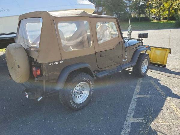 1987 Jeep Wrangler YJ with plow 96k - cars & trucks - by owner -... for sale in Danbury, NY – photo 2