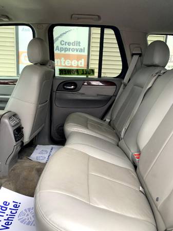 2008 GMC Envoy 4WD 4dr SLT - cars & trucks - by dealer - vehicle... for sale in Chesaning, MI – photo 16