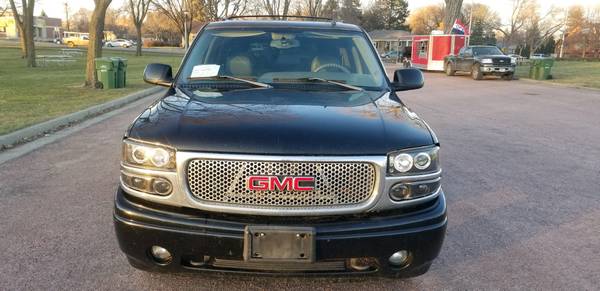 2006 Yukon XL Denali - cars & trucks - by owner - vehicle automotive... for sale in Brookings, SD – photo 3