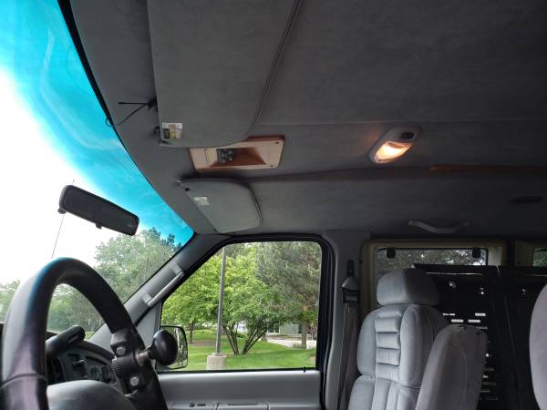 2001 FORD E250 QUIGLEY CONVERSION 4x4 HANDICAP WHEELCHAIR ACCESSIBLE for sale in skokie, IN – photo 11
