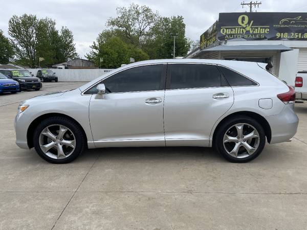 2013 Toyota Venza XLE V6 FWD - - by dealer - vehicle for sale in Broken Arrow, OK – photo 5
