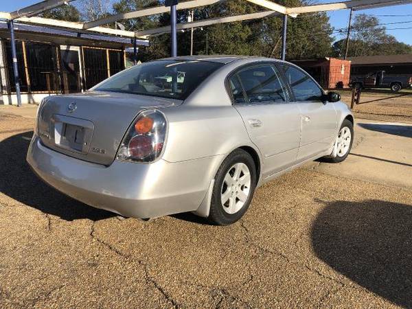 2002 Nissan Altima 2.5 - cars & trucks - by dealer - vehicle... for sale in Jackson, MS – photo 4