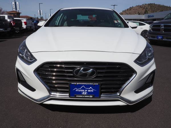 2018 Hyundai Sonata SE - - by dealer - vehicle for sale in Bend, OR – photo 9