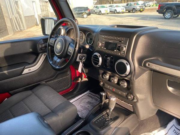 2011 Jeep Wrangler Unlimited 4WD 4dr Sahara - cars & trucks - by... for sale in CENTER POINT, IA – photo 16