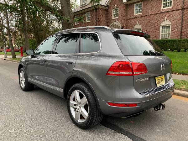 Volksvagen Touareg Executive - cars & trucks - by dealer - vehicle... for sale in Brooklyn, NJ – photo 11