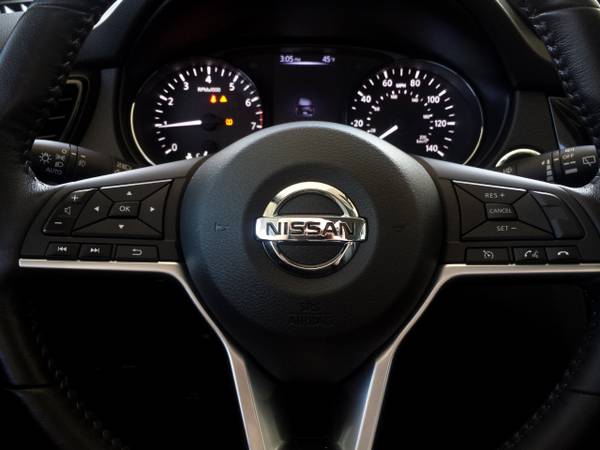 2017 Nissan Rogue Sport SV AWD - - by dealer - vehicle for sale in Grass Valley, NV – photo 4
