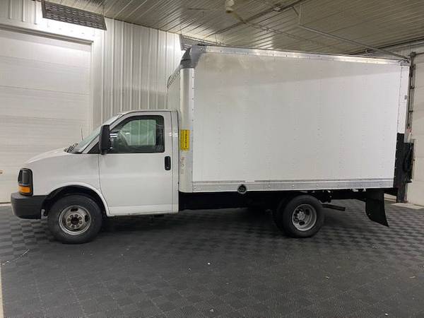 2012 Chevrolet Express Cutaway G3500 12FT Box W/Liftgate 91, 000 for sale in Caledonia, MI – photo 2