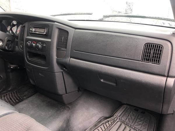2005 Dodge Ram Pickup 2500 ST RWD - - by dealer for sale in O Fallon, MO – photo 9