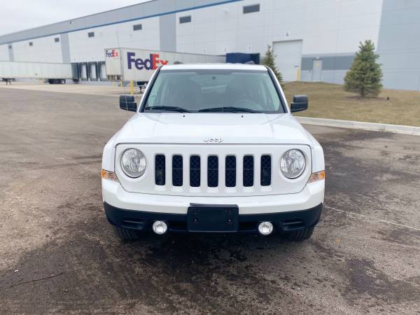 2011 Jeep Patriot Latitude X 4wd - - by dealer for sale in Lake Bluff, IL – photo 3