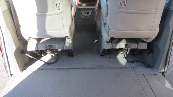 2014 Toyota Sienna XLE VMI Northstar Wheelchair Van for sale in Chesapeake, MD – photo 14